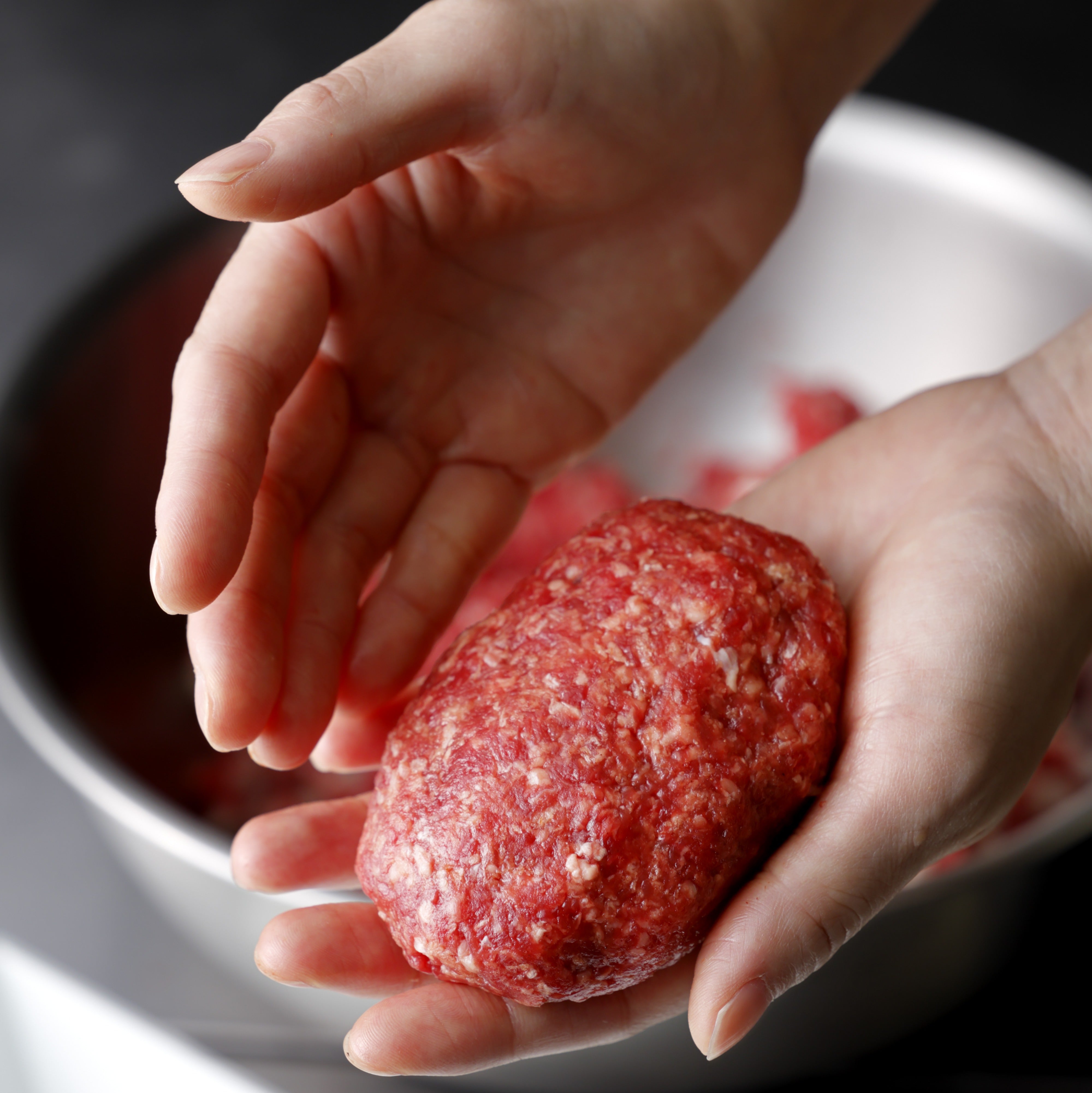 かねきち山本。レンチン | 近江牛おろしハンバーグ <冷凍限定商品>