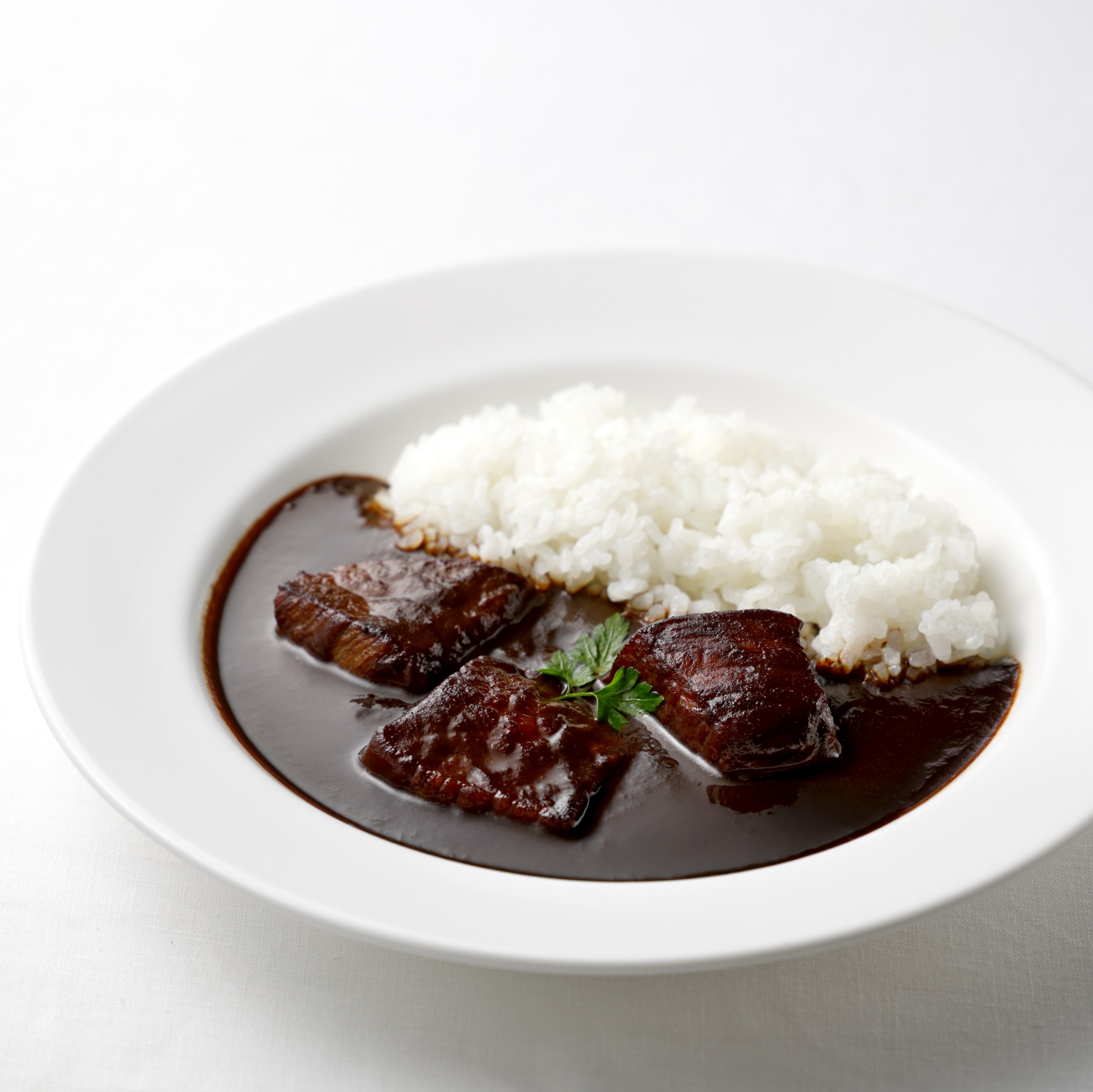 かねきち山本。レンチン | 近江牛ビーフカレー <冷凍限定商品>